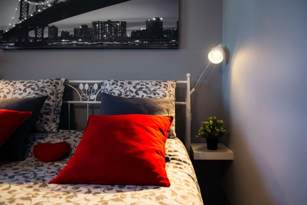 'Romeo & Juliet' Cozy Apartment With Breathtaking View Athen Exterior foto